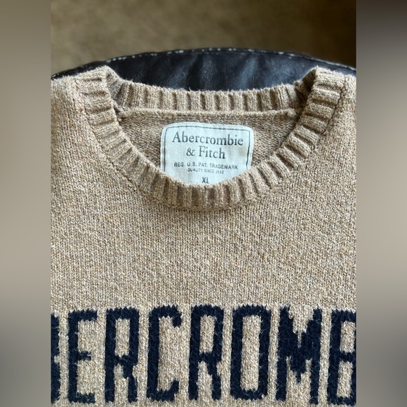 Abercrombie Oversized Sweater Mens size: XL - Picture 3 of 6
